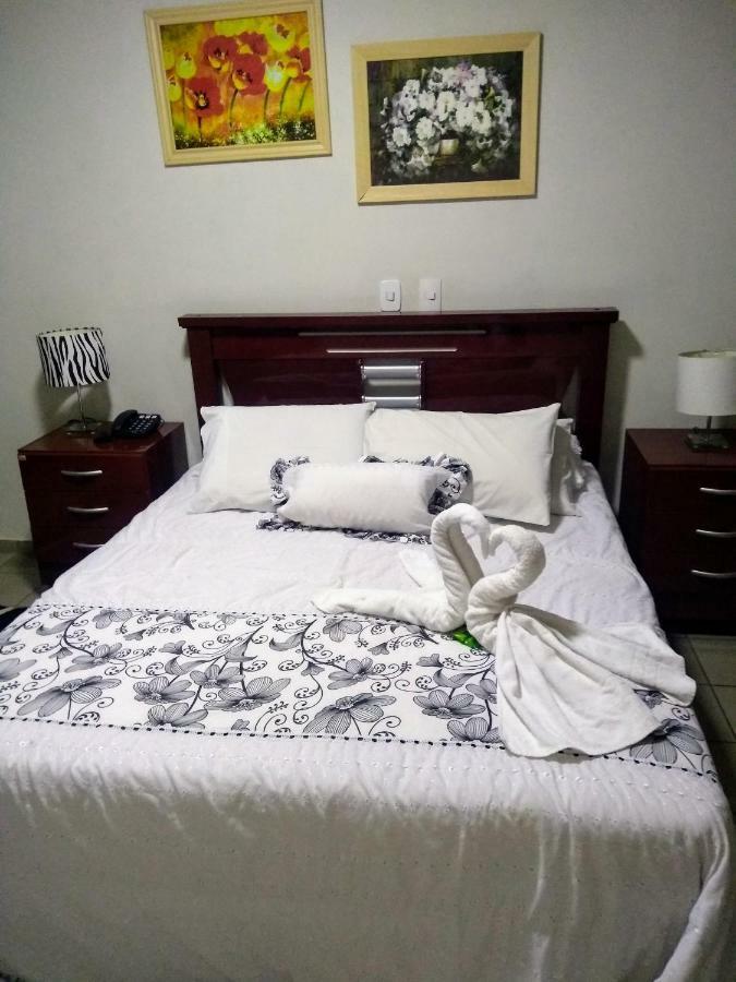 אראקטובה Hotel Uniworld מראה חיצוני תמונה