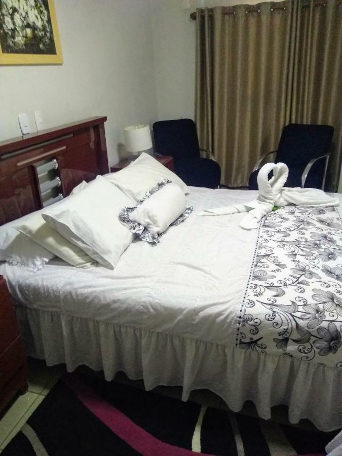 אראקטובה Hotel Uniworld מראה חיצוני תמונה