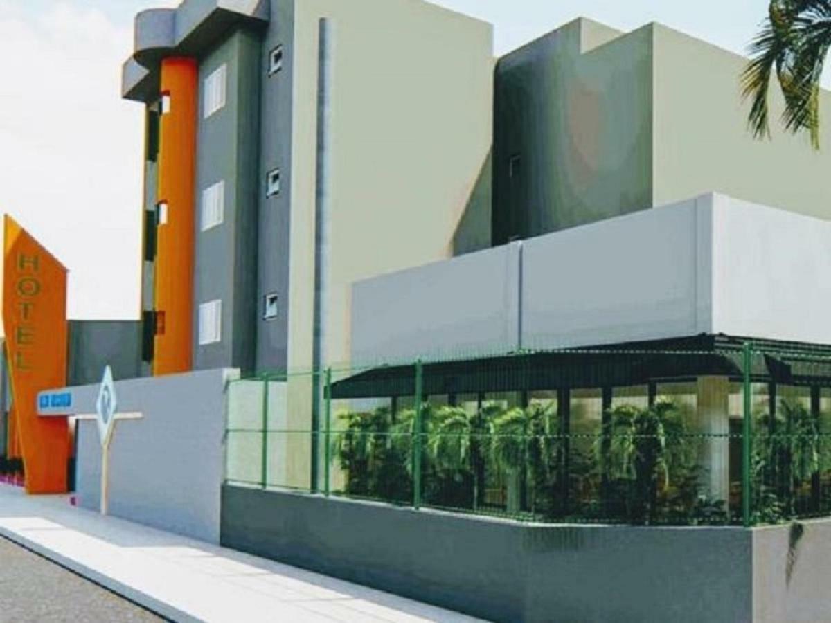 אראקטובה Hotel Uniworld מראה חיצוני תמונה