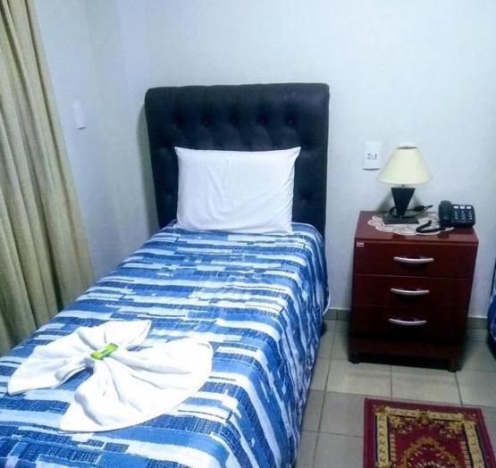 אראקטובה Hotel Uniworld מראה חיצוני תמונה